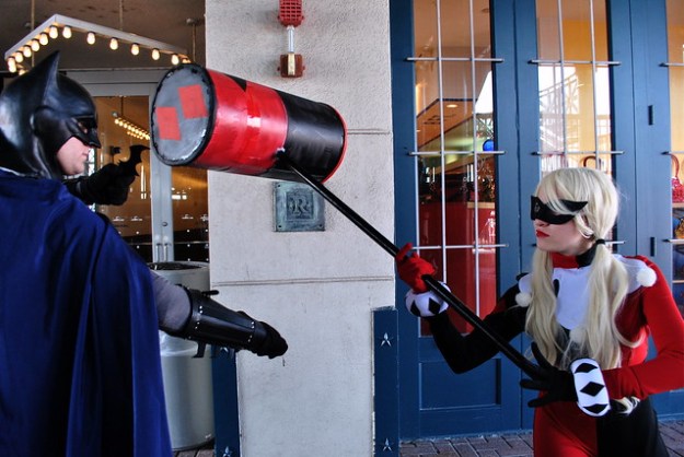 Batman vs Harley Quinn